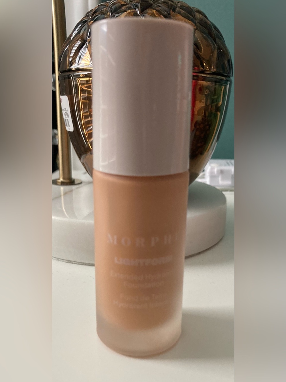 Morphe Lightform extended hydration liquid foundation